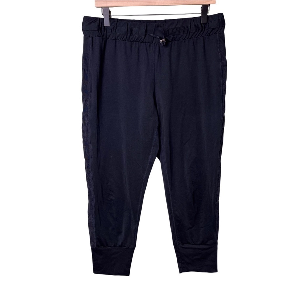 Fabletics Victoria Pants Cropped Black Size Medium Performance Jersey Activewear - Picture 3 of 11